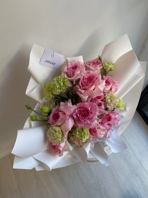 The Signature Bouquet